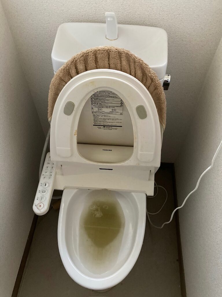 上尾市　トイレ詰まり　便器脱着